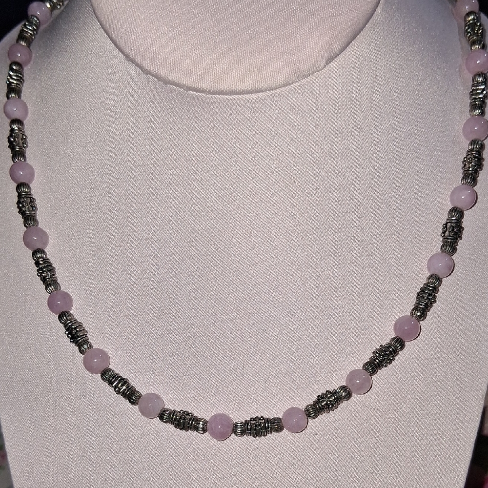 Elegant Silver and Pink Rose Quartz Beaded Necklace